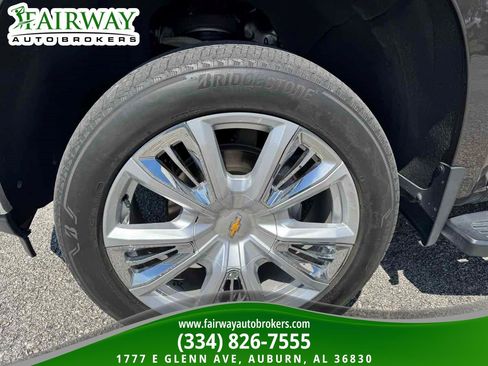 Used 2021 Chevrolet Silverado 1500 LTZ w/ LTZ Convenience Package II AWD/4WD image 31