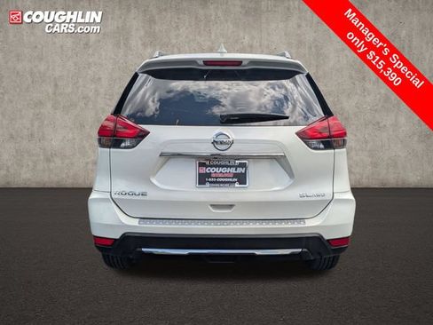Used 2017 Nissan Rogue SL AWD/4WD image 6