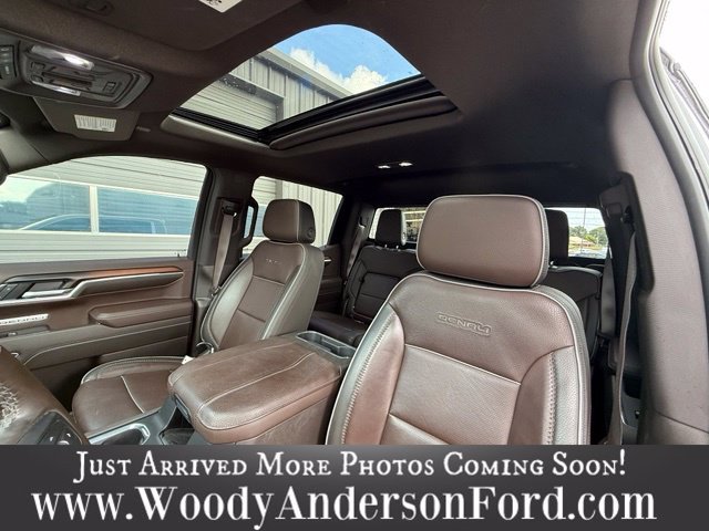 Used 2025 GMC Sierra 1500 Denali w/ Technology Package AWD/4WD image 7