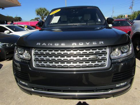 Used 2017 Land Rover Range Rover HSE image 2
