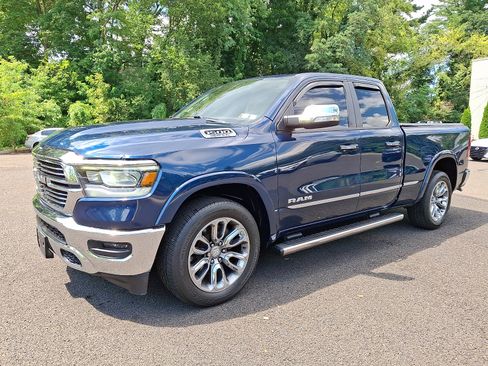 Used 2020 RAM 1500 Laramie AWD/4WD image 3