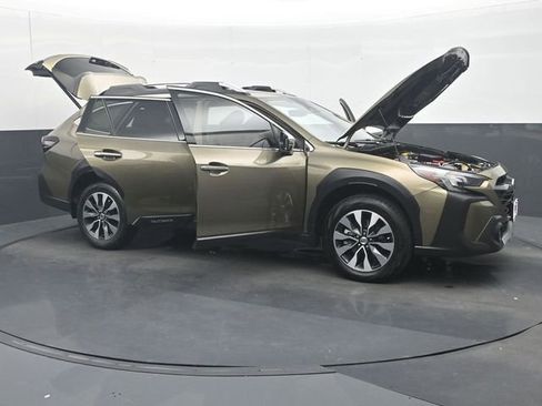 Used 2023 Subaru Outback Touring XT image 35