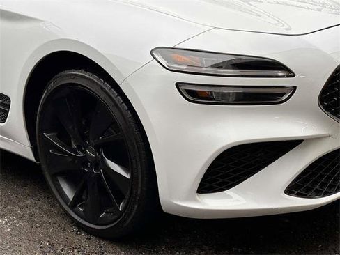 Used 2023 Genesis G70 2.0T w/ Sport Prestige Package image 8