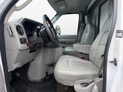 Used 2022 Ford E-350 and Econoline 350 Super Duty w/ Power Windows & Locks Group RWD image 9