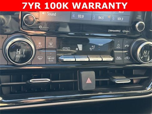 Certified 2022 Toyota Highlander XLE image 15