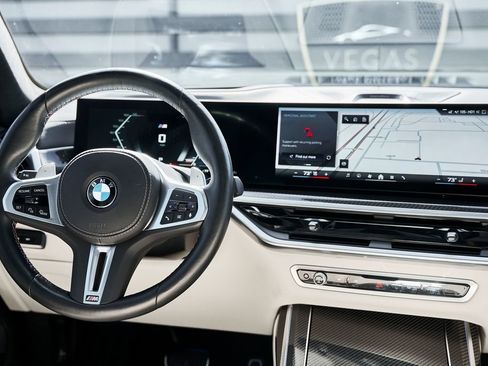 Used 2024 BMW X7 M60i w/ Executive Package AWD/4WD image 60