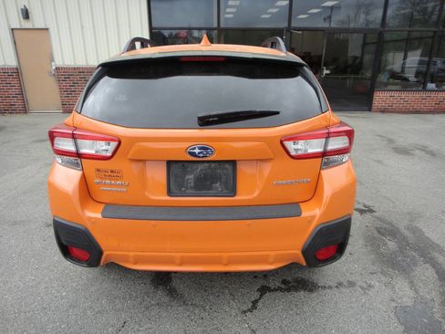 Used 2019 Subaru Crosstrek 2.0i Limited w/ Moonroof Package AWD/4WD image 5