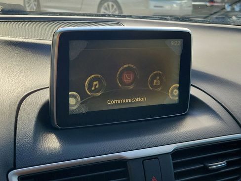 Used 2016 MAZDA MAZDA3 i Sport image 33