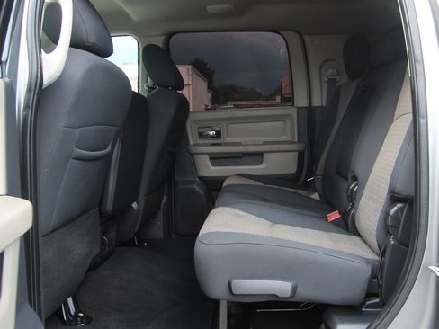 Used 2010 Dodge Ram 2500 Truck SLT w/ Big Horn Regional Pkg AWD/4WD image 11