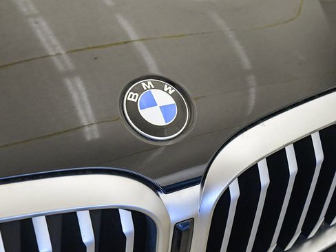 Certified 2023 BMW X3 xDrive30i w/ Premium Package image 8