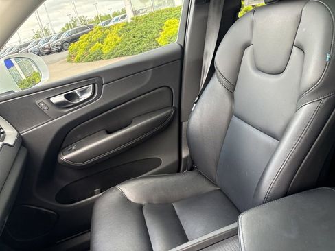 Certified 2023 Volvo XC60 B5 Core w/ Climate Package AWD/4WD image 30