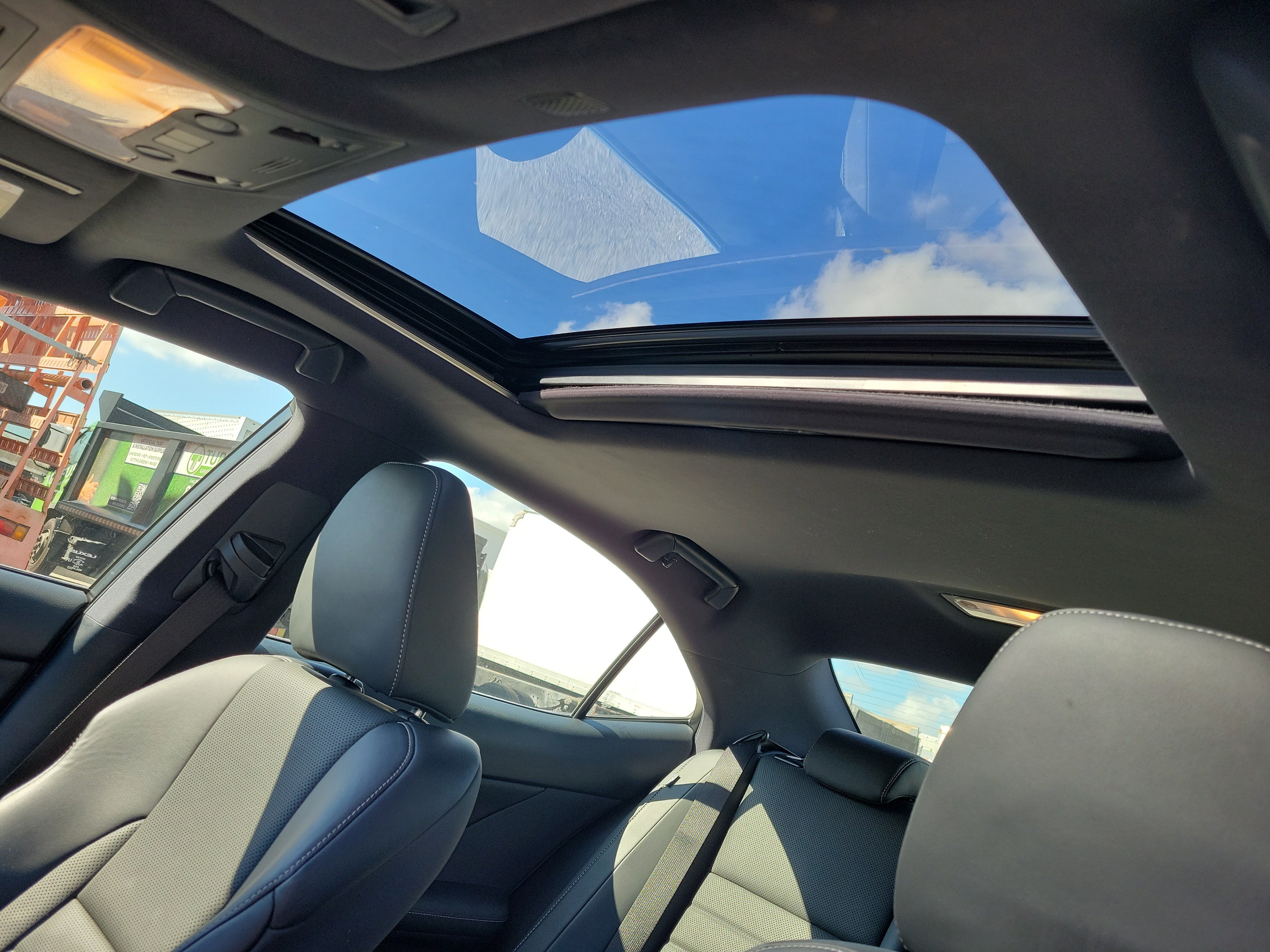 Used 2020 Lexus IS 300 F Sport w/ F Sport Package RWD image 17