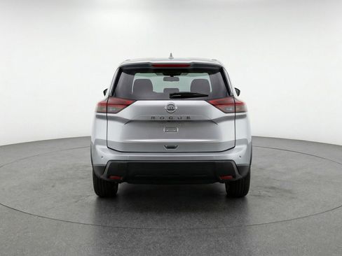 Used 2025 Nissan Rogue SV FWD image 7