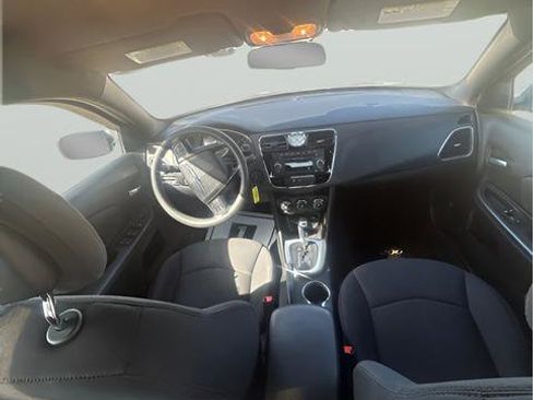 Used 2013 Chrysler 200 LX FWD image 8