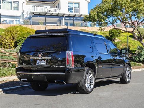 Used 2014 Cadillac Escalade ESV Premium image 6