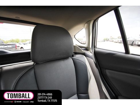Used 2023 Subaru Crosstrek 2.5i Sport AWD/4WD image 12