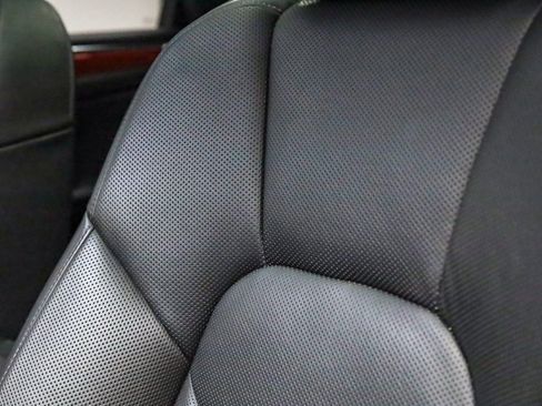 Certified 2025 Porsche Macan image 21