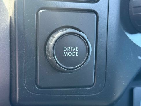 Used 2022 Ford F150 XLT RWD image 28