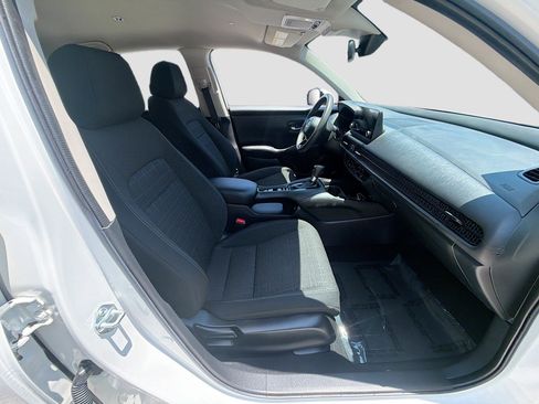 Used 2024 Honda HR-V LX image 30