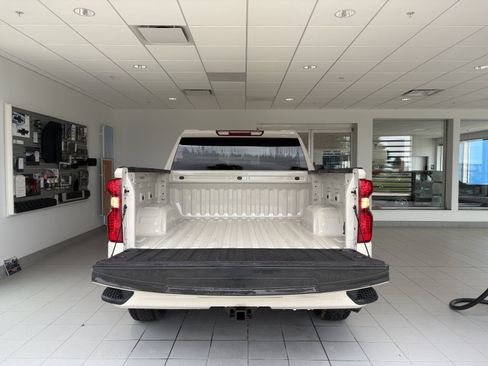 New 2026 Chevrolet Silverado 1500 Custom w/ Turbomax Blackout Package AWD/4WD image 9