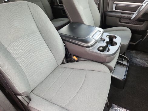 Used 2024 RAM 1500 Warlock AWD/4WD image 14