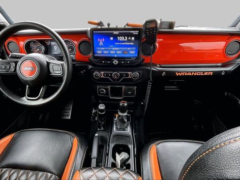 Used 2019 Jeep Wrangler Sport AWD/4WD image 15
