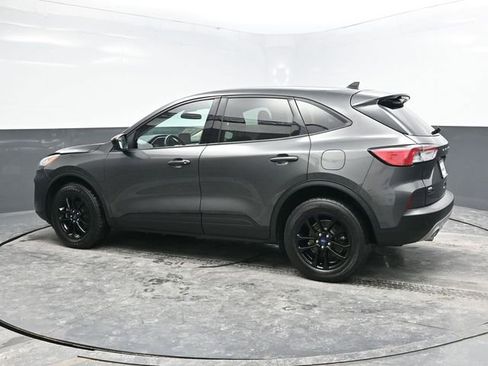 Used 2020 Ford Escape SE Sport image 4