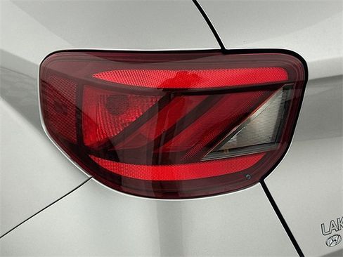 Used 2023 Hyundai Venue SEL w/ Cargo Package image 23