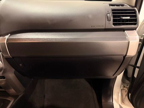 Used 2023 Toyota 4Runner SR5 Premium image 29