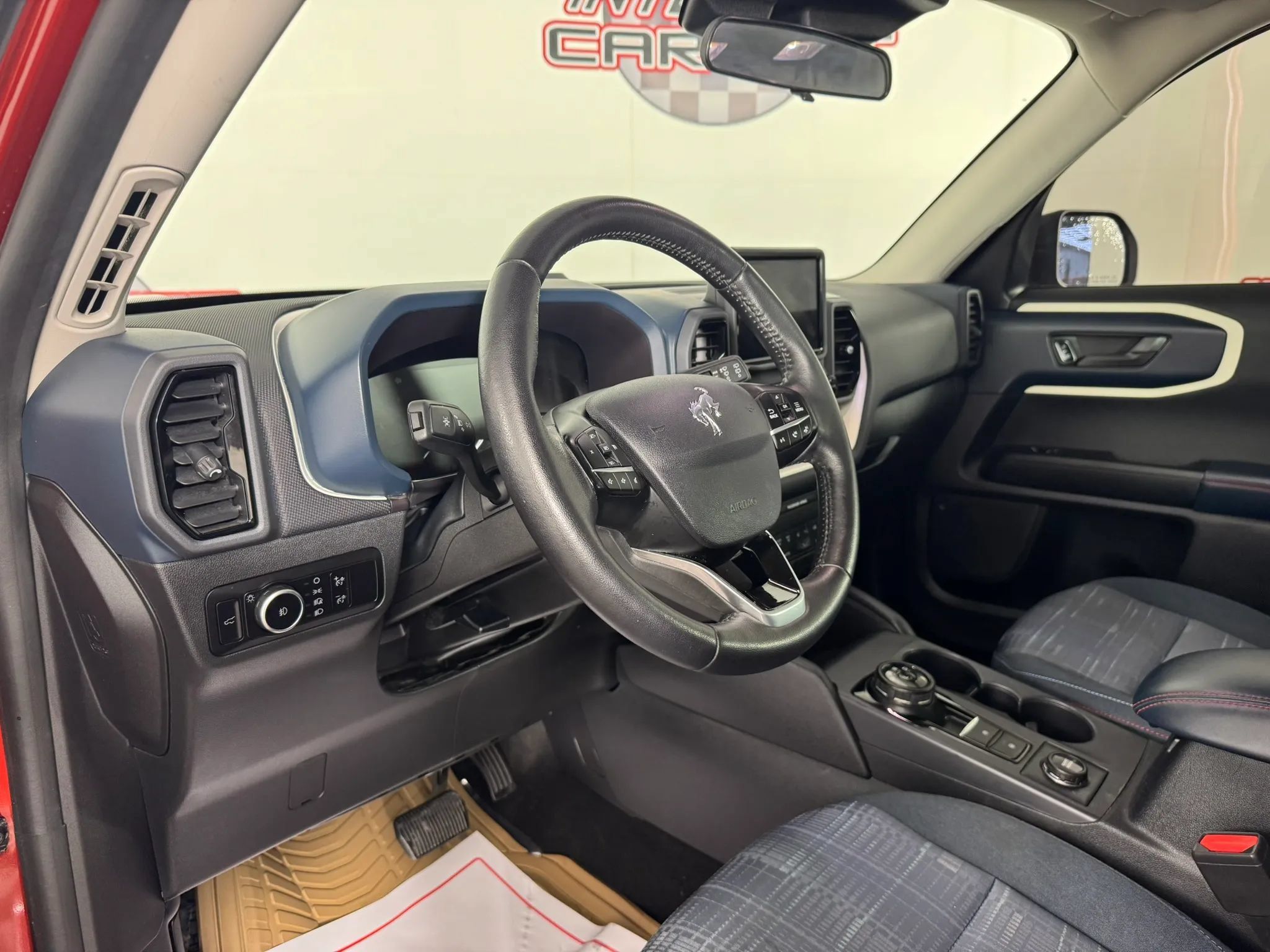 Used 2023 Ford Bronco Sport Heritage w/ Heritage Convenience Package AWD/4WD image 10