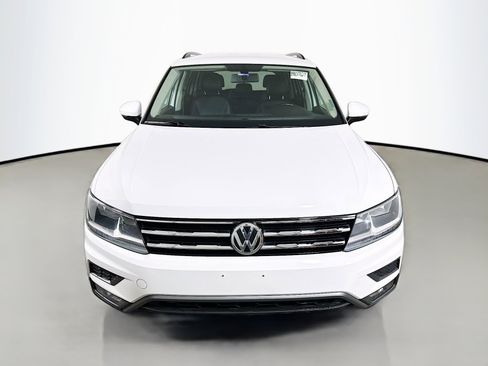 Used 2018 Volkswagen Tiguan SE w/ Front Fog Lights Package FWD image 6