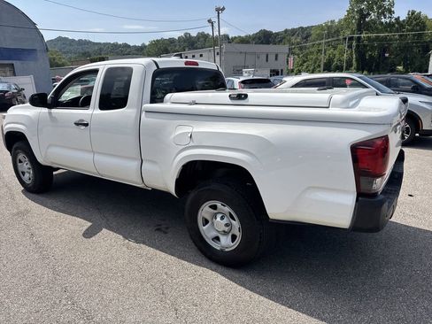 Used 2020 Toyota Tacoma 2WD Access Cab image 7