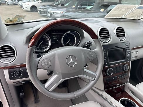 Used 2012 Mercedes-Benz GL 450 4MATIC image 10
