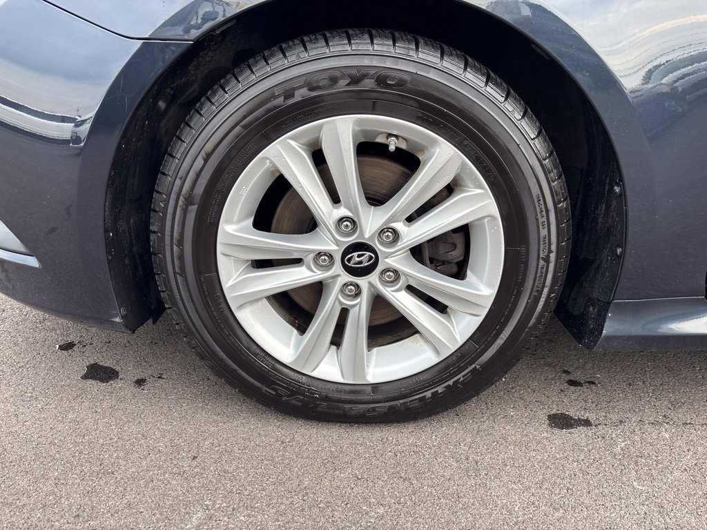 Used 2014 Hyundai Sonata GLS w/ Popular Equipment Group 2 FWD image 10
