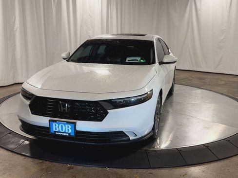 Certified 2023 Honda Accord EX image 5