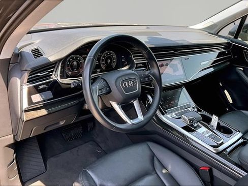 Used 2023 Audi Q7 3.0T Premium Plus w/ Premium Plus Package AWD/4WD image 13