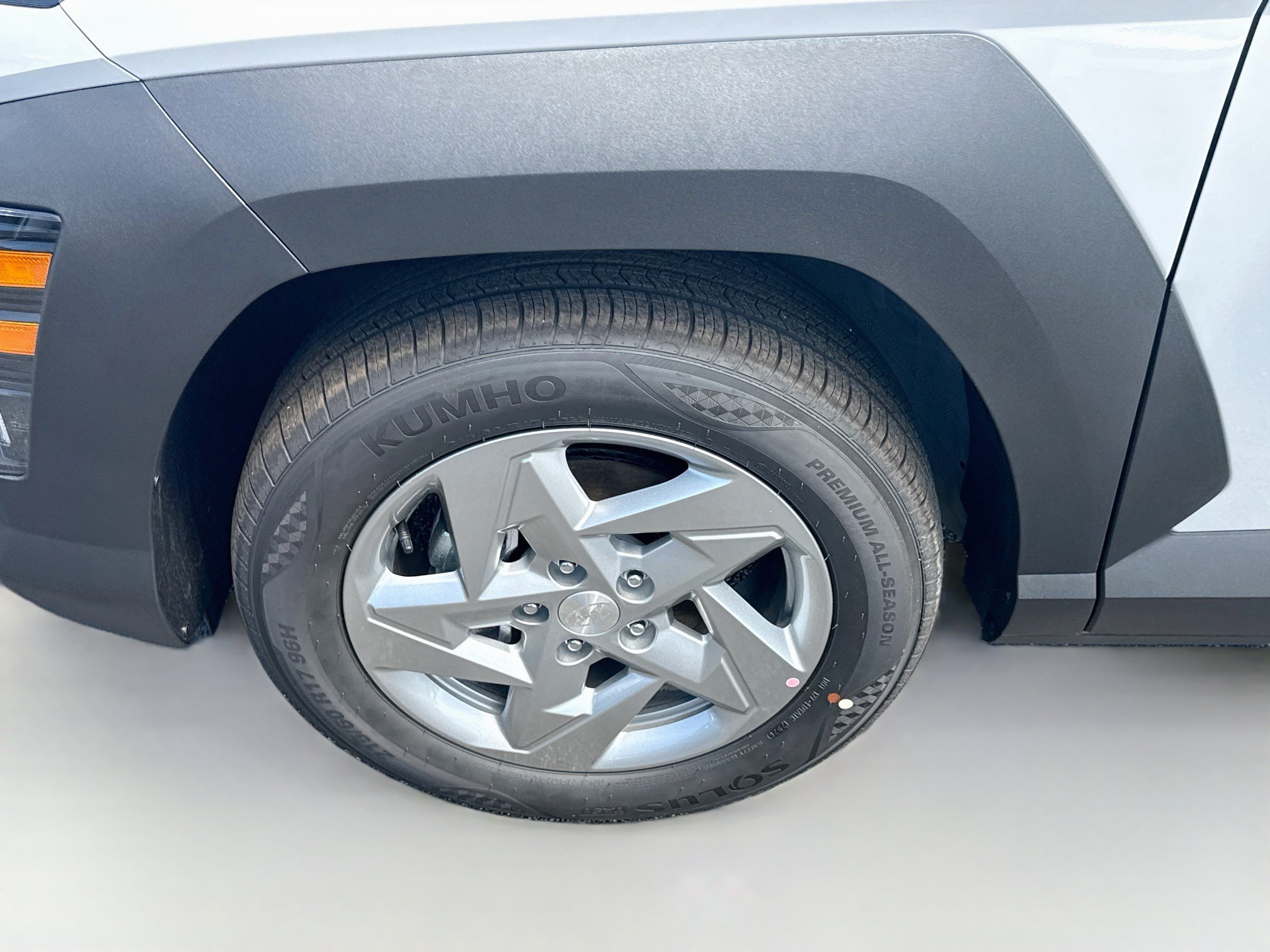 New 2027 Hyundai Kona SE FWD image 23