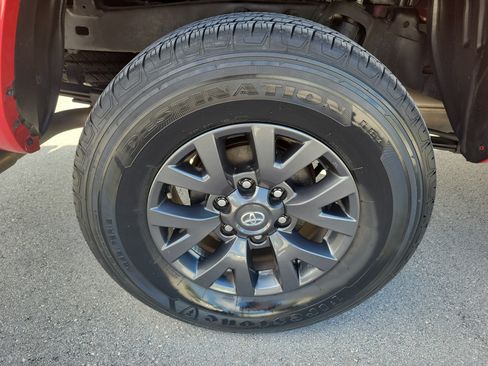 Certified 2023 Toyota Tacoma SR5 RWD image 8