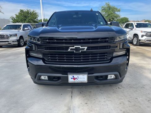 Used 2019 Chevrolet Silverado 1500 RST w/ All-Star Edition AWD/4WD image 2