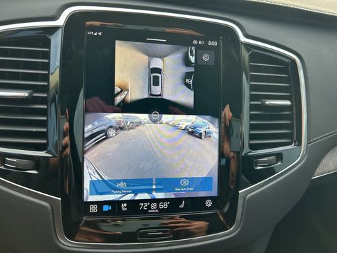 Used 2024 Volvo XC90 B6 Ultimate w/ Protection Package Premier image 32