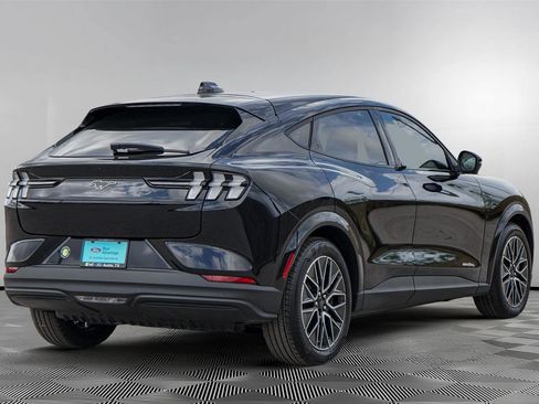 Certified 2025 Ford Mustang Mach-E Premium AWD/4WD image 5