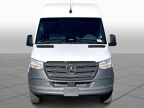 New 2025 Mercedes-Benz Sprinter 2500 image 3