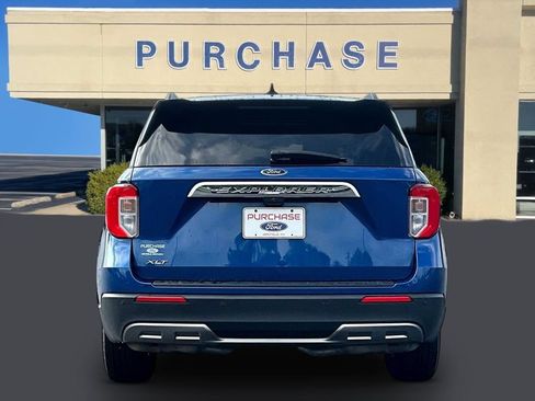 Used 2022 Ford Explorer XLT w/ Equipment Group 202A RWD image 5