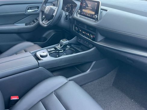 New 2026 Nissan Rogue SV image 19