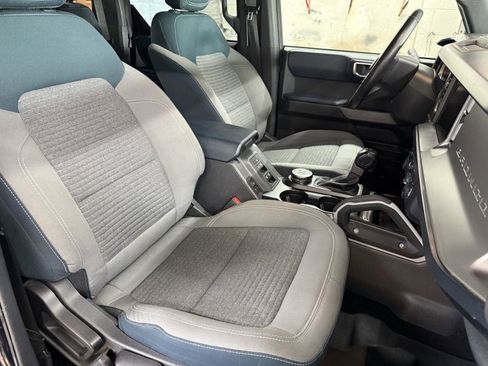 Used 2021 Ford Bronco Outer Banks image 25