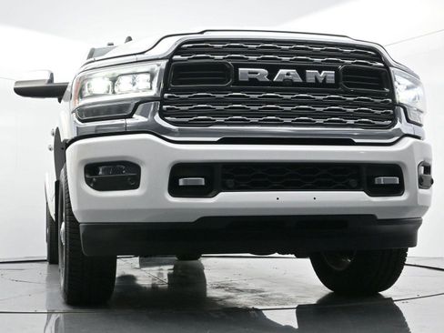 Used 2019 RAM 3500 Limited image 43