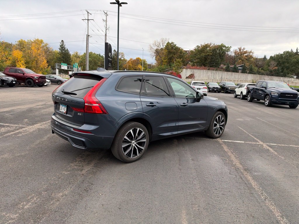 Used 2024 Volvo XC60 B5 Plus w/ Protection Package Premier AWD/4WD image 22