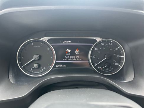 Used 2025 Nissan Rogue SV image 36