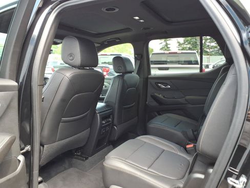 Certified 2023 Chevrolet Traverse LT w/ LT Premium Package AWD/4WD image 21