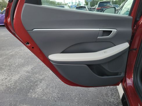 Used 2025 Hyundai Sonata SEL FWD image 22